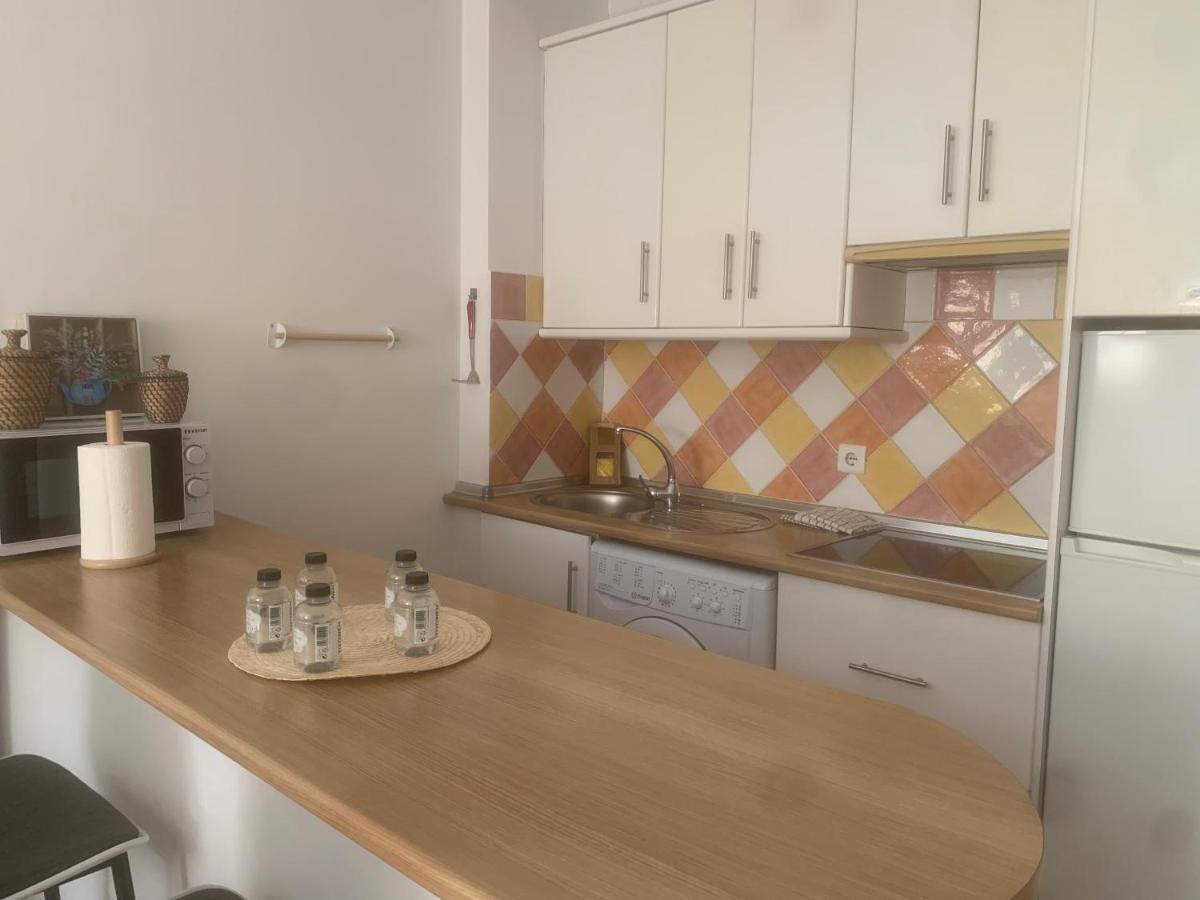 Tiyoweh Lägenhet Nerja Exteriör bild