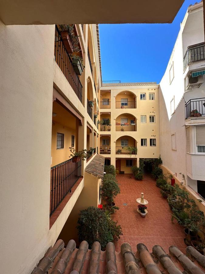 Tiyoweh Lägenhet Nerja Exteriör bild